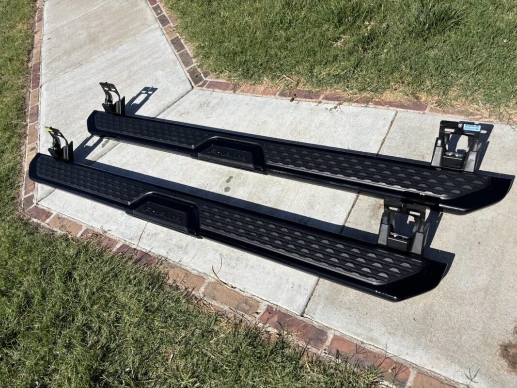 2024 RAM 2500 running boards